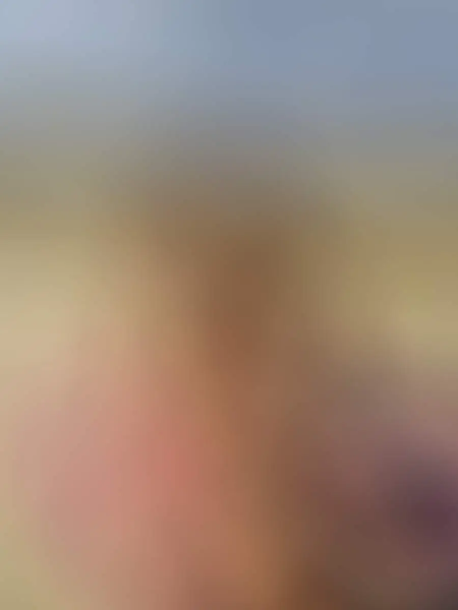 boldwoman image 2